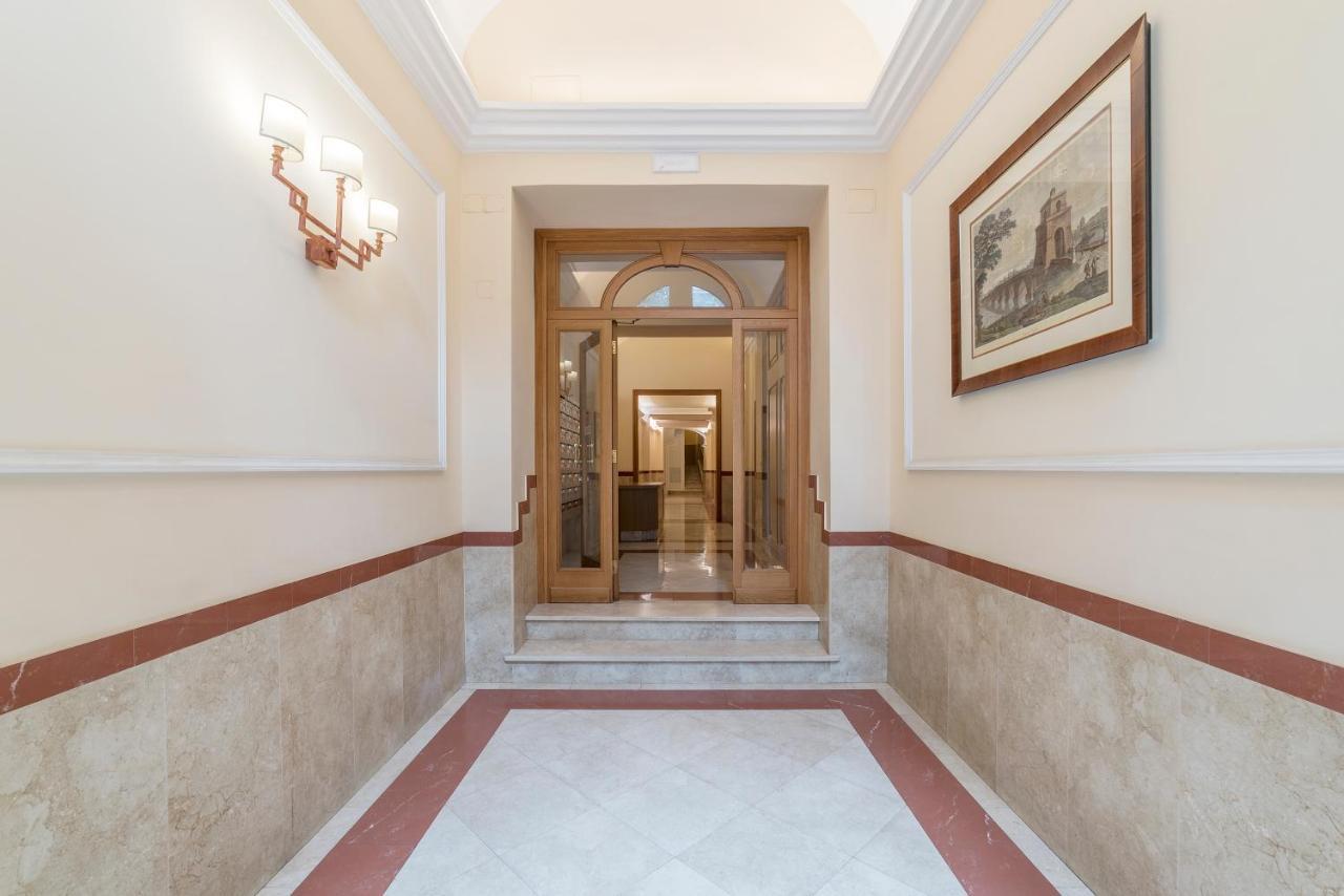 Appartamento Borghese Roomy Flat Roma